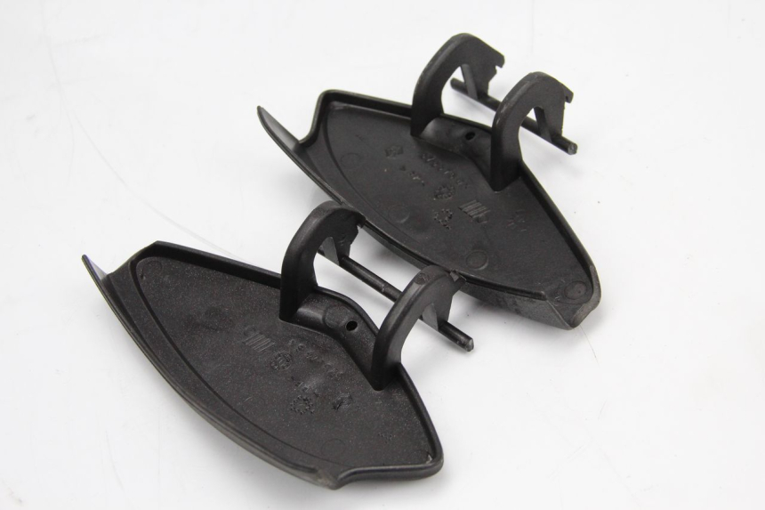 photo de TRAPPE DE VISITE AVANT PIAGGIO X9 125 (2000 - 2003) - Gros plan technique