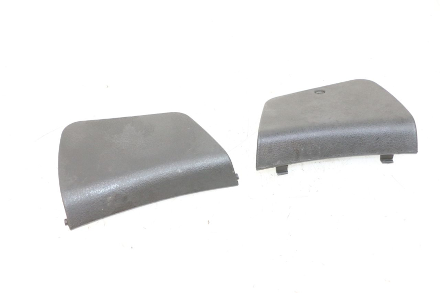 photo de TRAPPE DE VISITE AVANT PIAGGIO XEVO - X EVO 125 (2007 - 2017) - Zoom état d’usage