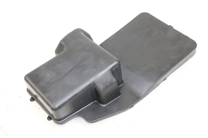 photo de TRAPPE DE VISITE JONWAY AZTRAL 125 (2008 - 2017) - Autre angle de vue