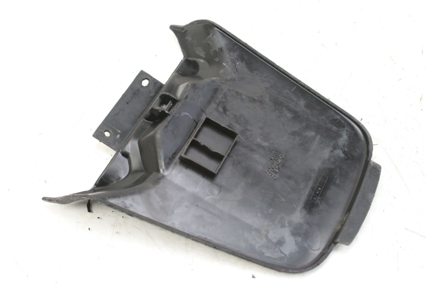 photo de TRAPPE DE VISITE MBK BOOSTER SPIRIT 50 (2004 - 2017) - Zoom état d’usage