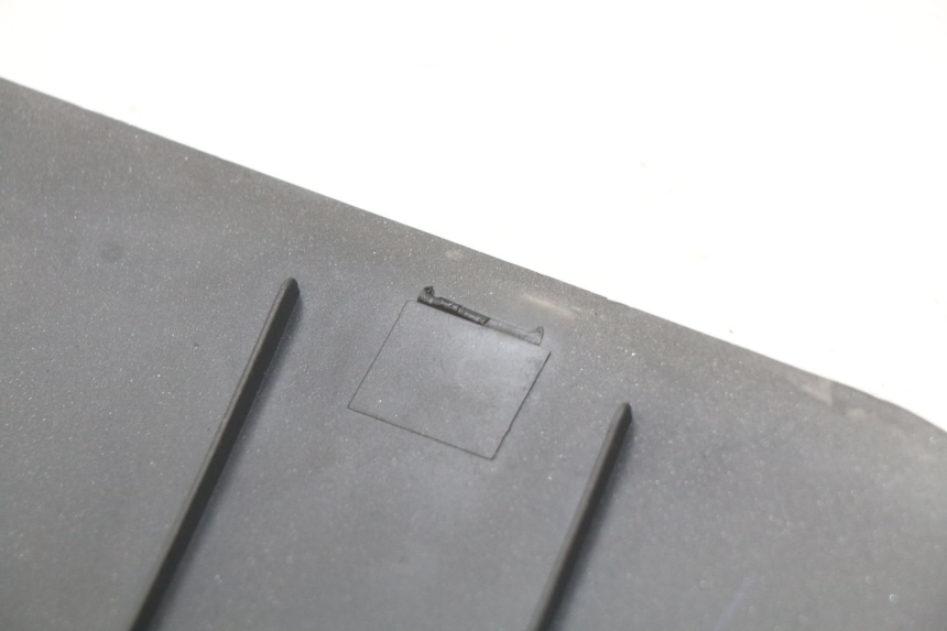 photo de TRAPPE DE VISITE YAMAHA BW'S EASY 50 (2013 - 2016) - Zoom état d’usage