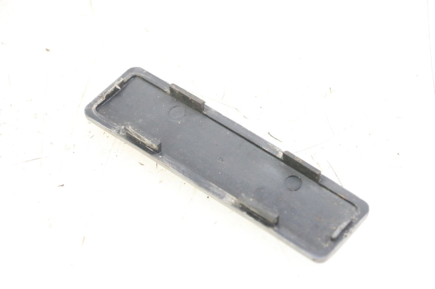 photo de TRAPPE DE VISITE YAMAHA CYGNUS X 125 (2004 - 2007) - Détail de la pièce