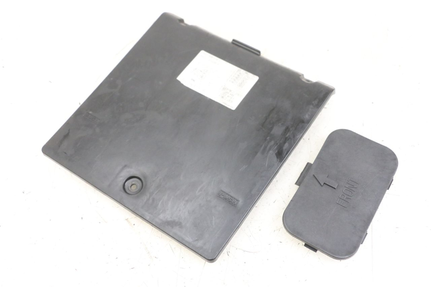 photo de TRAPPE DE VISITE KYMCO DINK 4T 50 (2007 - 2018) - Vue principale