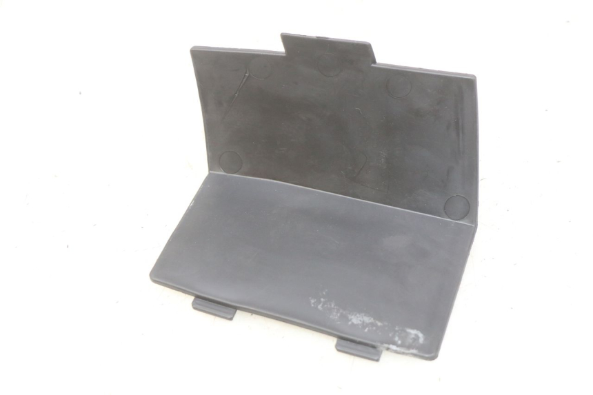 photo de TRAPPE DE VISITE DROITE APRILIA ATLANTIC 125 (2003 - 2009) - Vue principale