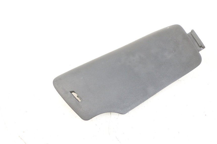 photo de TRAPPE DE VISITE DROITE PEUGEOT ELYSEO 125 (1999 - 2004) - Autre angle de vue