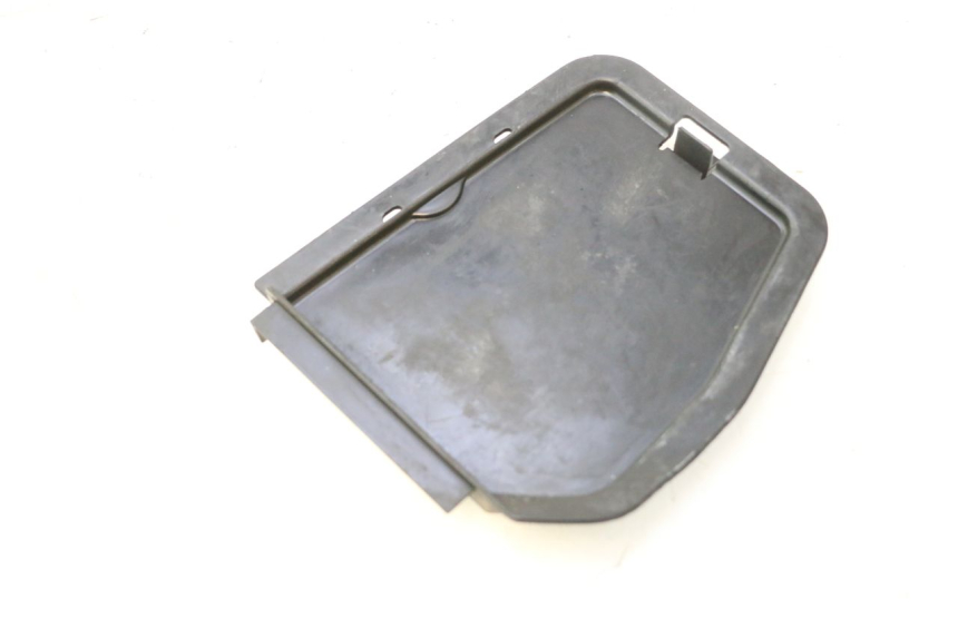 photo de TRAPPE DE VISITE DROITE HONDA FJS SILVER WING SILVERWING 400 (2005 - 2008) - Vue principale