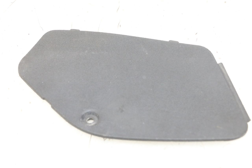 photo de TRAPPE DE VISITE DROITE PIAGGIO MP3 HPE 350 (2018 - 2020) - Détail de la pièce