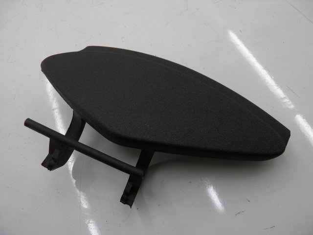 photo de TRAPPE DE VISITE DROITE PIAGGIO X9 EVOLUTION 125 (2003 - 2007) - Vue principale