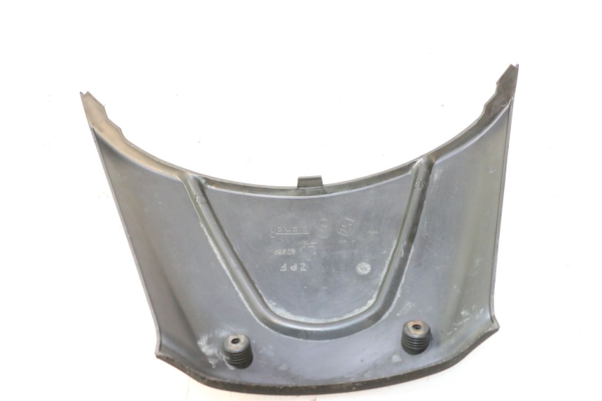 photo de TRAPPE DE VISITE PIAGGIO FLY 2T 50 (2004 - 2017) - Zoom état d’usage