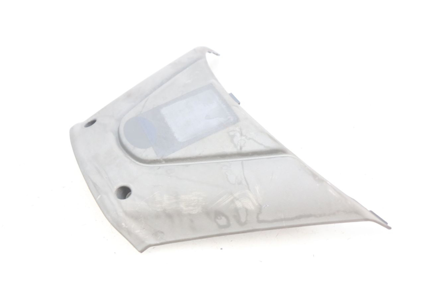 photo de TRAPPE DE VISITE PIAGGIO FLY 100 (2006 - 2010) - Autre angle de vue