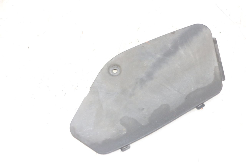 photo de TRAPPE DE VISITE GAUCHE PIAGGIO MP3 LT 400 (2007 - 2012) - Zoom état d’usage