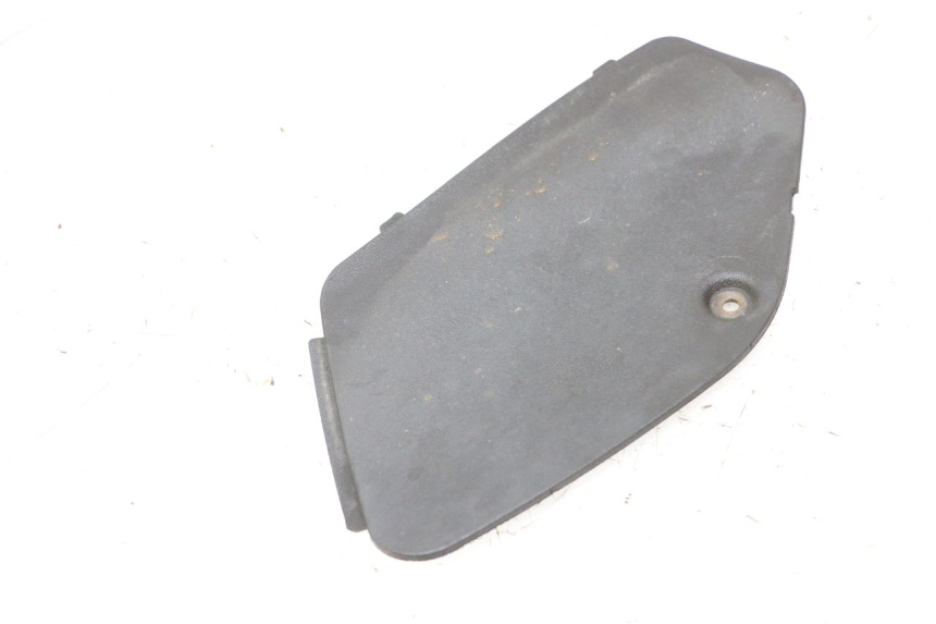 photo de  TRAPPE DE VISITE GAUCHE PIAGGIO MP3 LT 300 (2010 - 2016) - Autre angle de vue