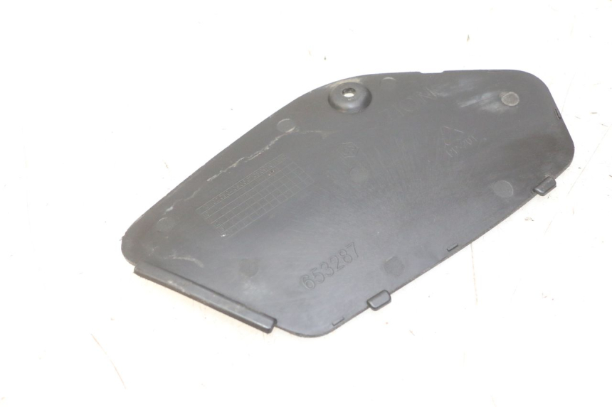 photo de TRAPPE DE VISITE GAUCHE PIAGGIO MP3 500 (2011 - 2015) - Détail de la pièce