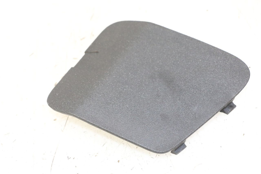 photo de  TRAPPE DE VISITE GAUCHE PEUGEOT SATELIS COMPRESSOR K15 125 (2006 - 2009) - Vue principale