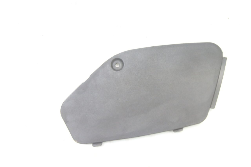 photo de TRAPPE DE VISITE GAUCHE PIAGGIO XEVO - X EVO 125 (2007 - 2017) - Vue principale