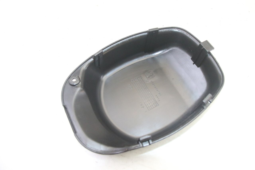 photo de TRAPPE DE VISITE PEUGEOT KISBEE 2T 50 (2010 - 2017) - Zoom état d’usage