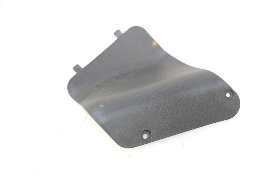 photo de TRAPPE DE VISITE PIAGGIO MP3 HPE 530 (2022 - 2026) - Autre angle de vue