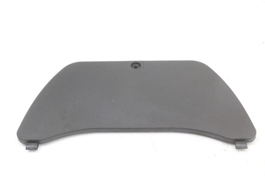 photo de TRAPPE DE VISITE PIAGGIO MP3 LT 400 (2007 - 2012) - Détail de la pièce