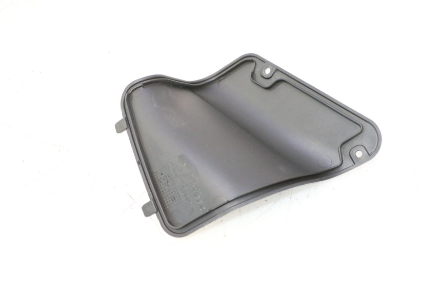 photo de TRAPPE DE VISITE PIAGGIO MP3 500 (2016 - 2018) - Zoom état d’usage