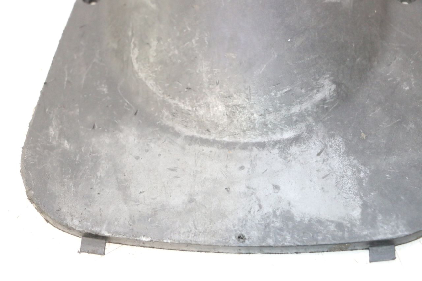 photo de TRAPPE DE VISITE PIAGGIO MP3 125 (2006 - 2014) - Zoom état d’usage