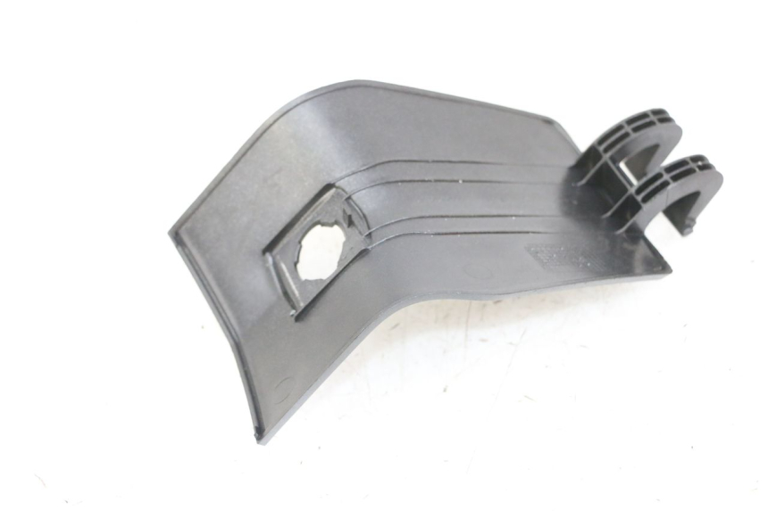 photo de TRAPPE DE VISITE PEUGEOT SATELIS 125 (2013 - 2018) - Détail de la pièce