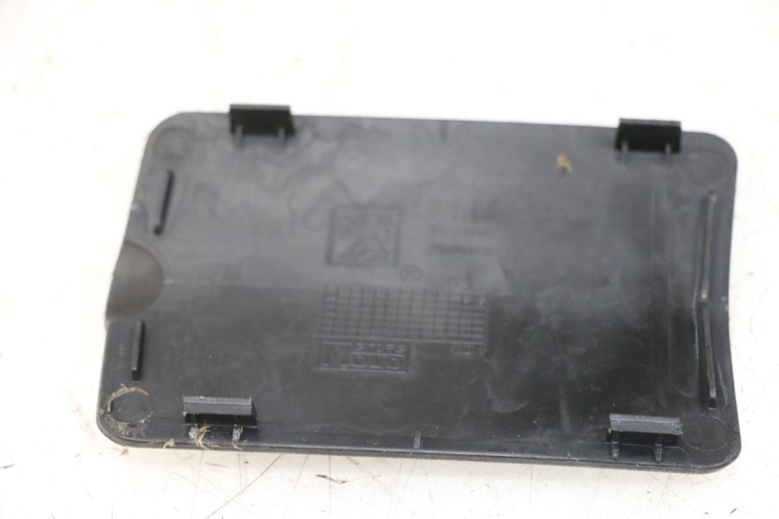 photo de TRAPPE DE VISITE PEUGEOT SPEEDFIGHT 3 LC 2T 50 (2009 - 2015) - Détail de la pièce