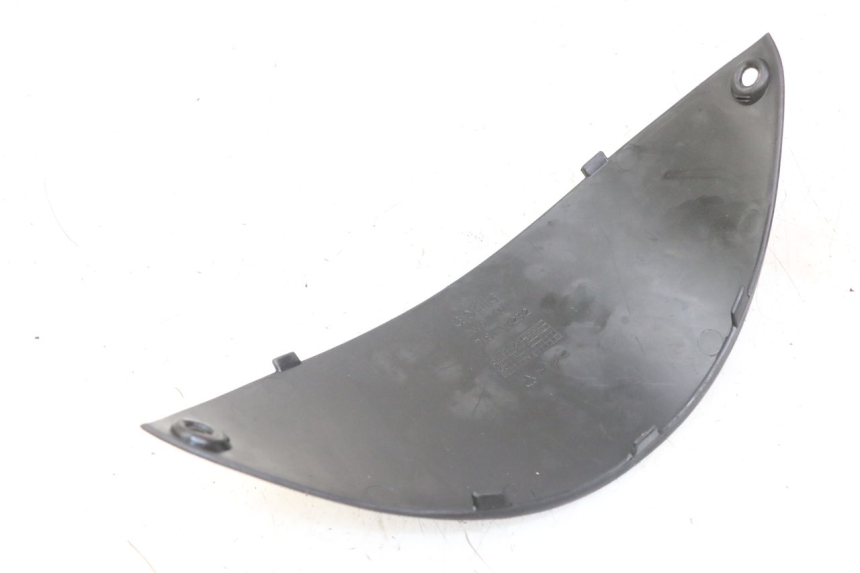 photo de TRAPPE DE VISITE APRILIA SCARABEO GT TOURING 125 (1999 - 2005) - Détail de la pièce