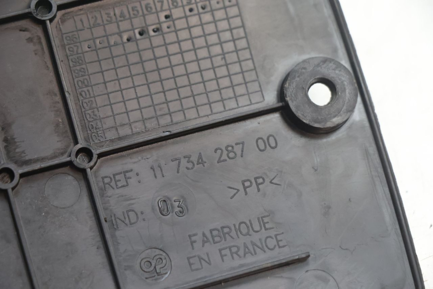 photo de TRAPPE DE VISITE PEUGEOT SPEEDFIGHT LC 50 (1996 - 2002) - Gros plan technique