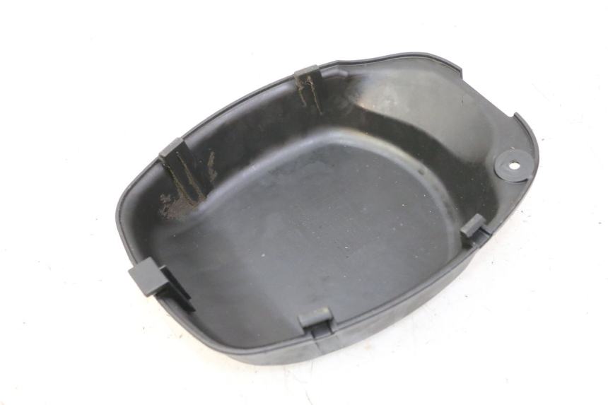 photo de TRAPPE DE VISITE PEUGEOT STREETZONE I NAKED 2T 50 (2018 - 2020) - Détail de la pièce