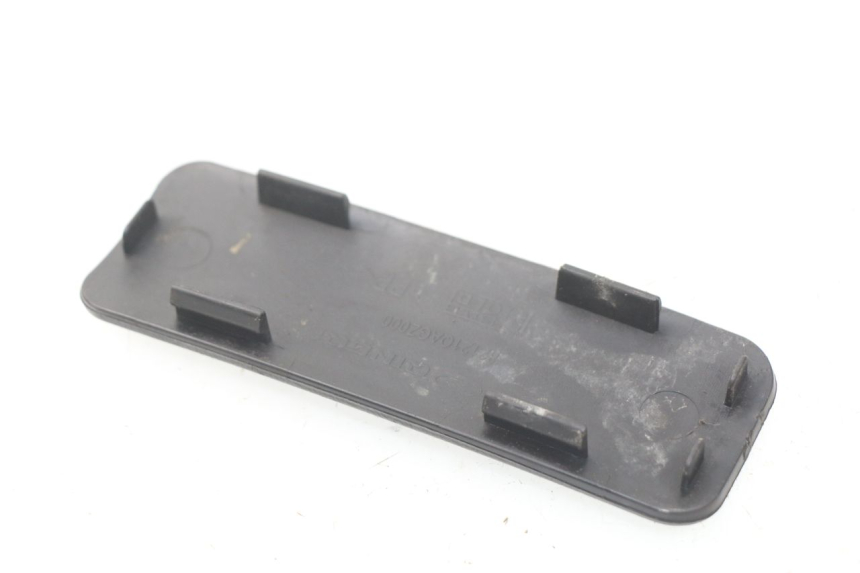 photo de TRAPPE DE VISITE PEUGEOT V-CLIC VCLIC 50 (2007 - 2013) - Zoom état d’usage