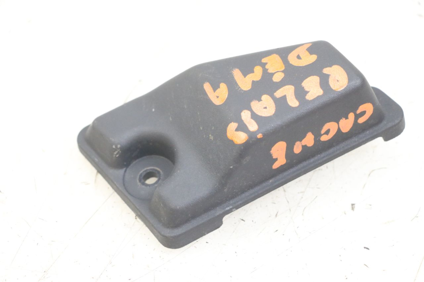 photo de TRAPPE DE VISITE KAWASAKI VERSYS ABS 650 (2015 - 2018) - Zoom état d’usage