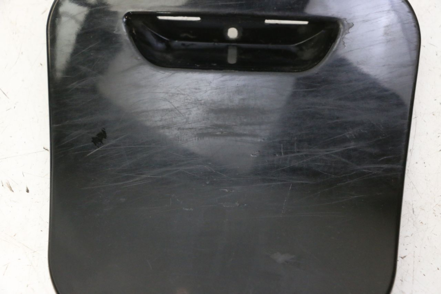 photo de TRAPPE DE VISITE PIAGGIO VESPA S 2T 50 (2007 - 2014) - Détail de la pièce