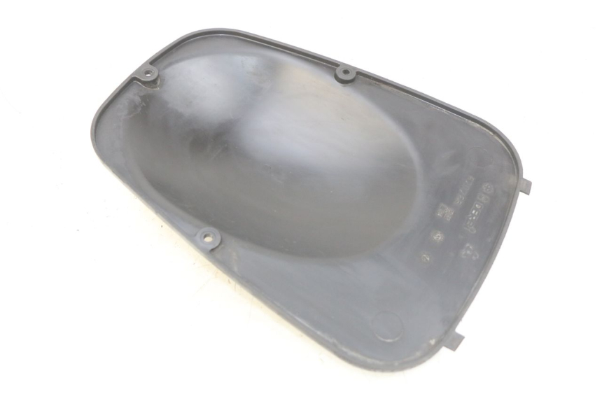 photo de TRAPPE DE VISITE PIAGGIO X8 125 (2004 - 2007) - Autre angle de vue