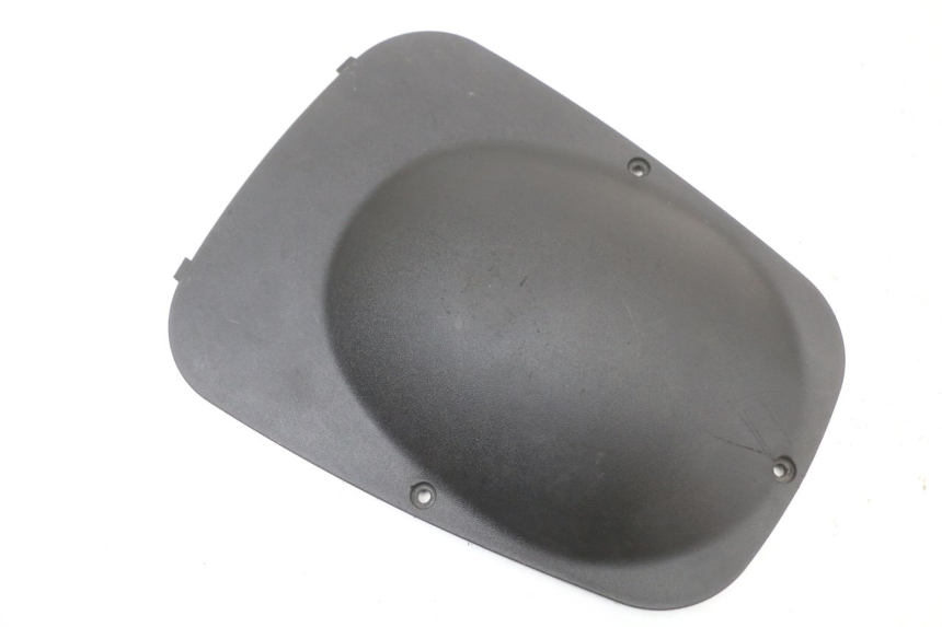 photo de TRAPPE DE VISITE PIAGGIO X8 125 (2004 - 2007) - Vue principale