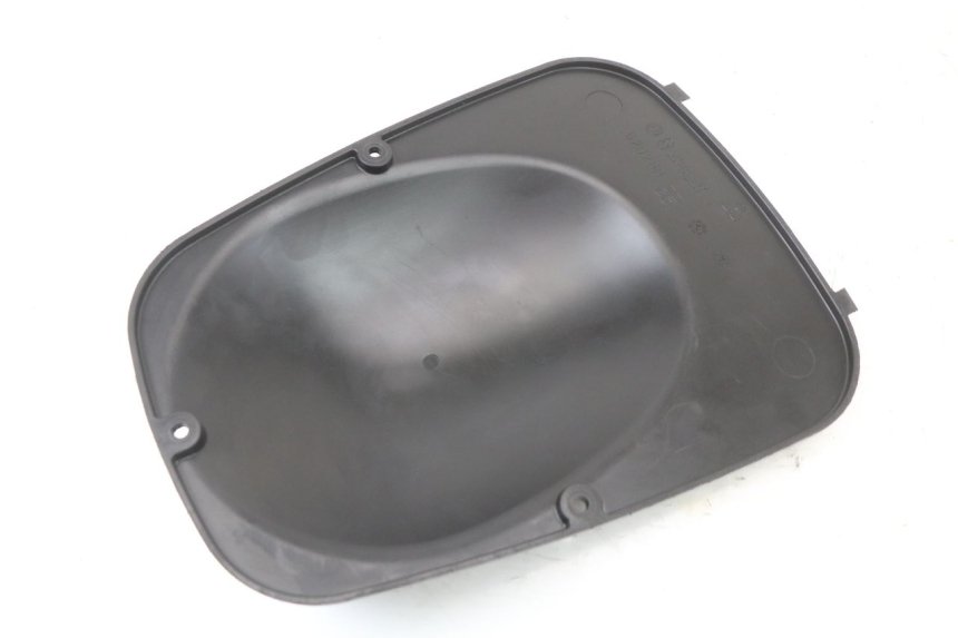 photo de TRAPPE DE VISITE PIAGGIO X8 125 (2004 - 2007) - Zoom état d’usage