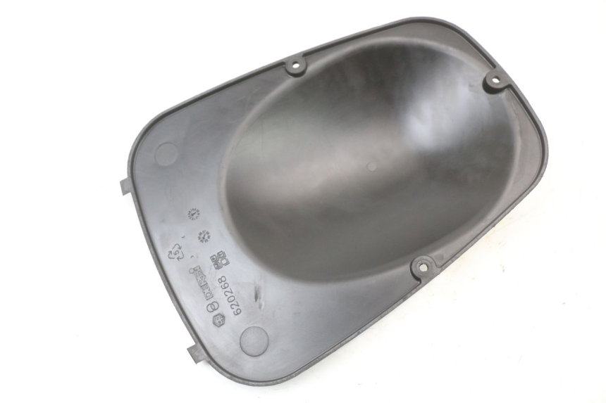 photo de TRAPPE DE VISITE PIAGGIO X8 125 (2004 - 2007) - Autre angle de vue