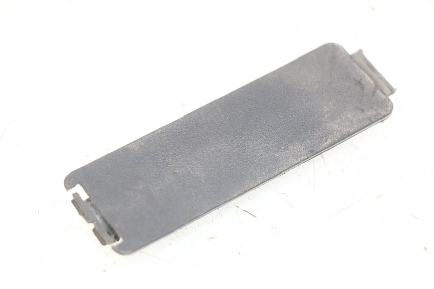 photo de TRAPPE DE VISITE PIAGGIO X9 125 (2000 - 2003) - Vue principale