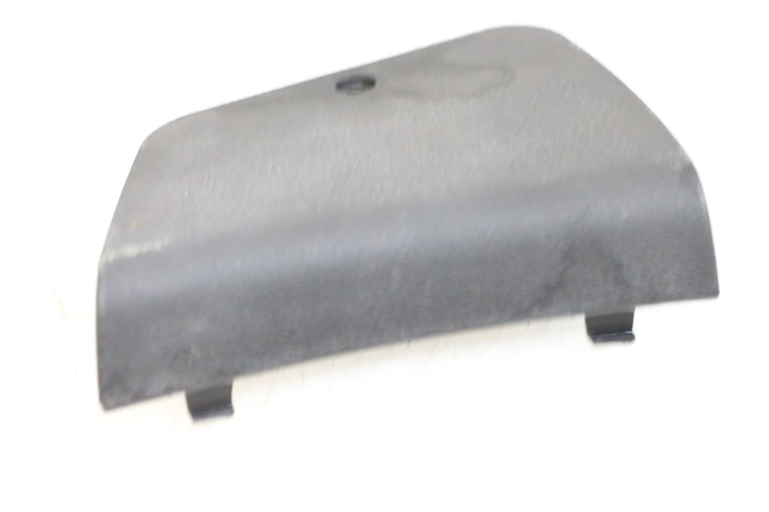 photo de TRAPPE DE VISITE PIAGGIO XEVO - X EVO 125 (2007 - 2017) - Autre angle de vue