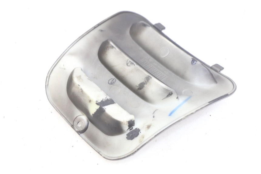 photo de TRAPPE DE VISITE YIYING YY125T 125 (2006 - 2014) - Zoom état d’usage