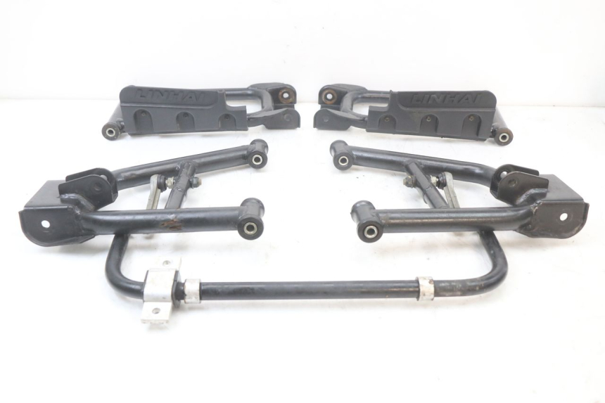 photo de TRIANGLE ARRIÈRE HYTRACK HY S 4X4 410 (2013 - 2016) - Vue rapprochée