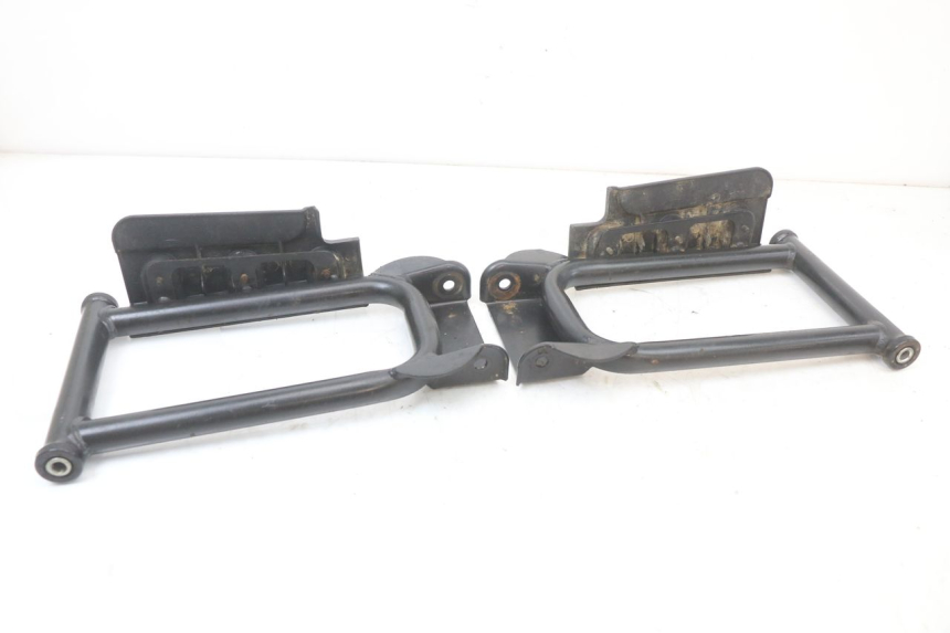 photo de TRIANGLE ARRIÈRE HYTRACK HY S 4X4 410 (2013 - 2016) - Focus structure