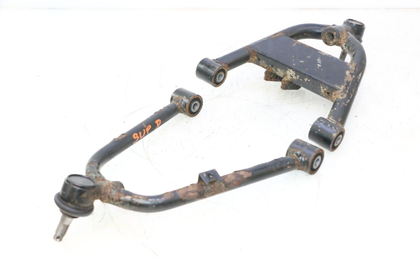 photo de TRIANGLE AVANT KYMCO MXU R 250 (2004 - 2010) - Détails caractéristiques