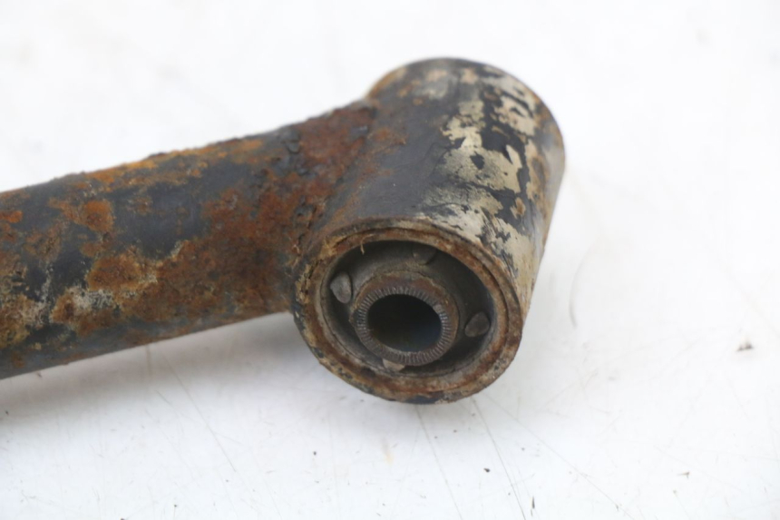 photo de TRIANGLE AVANT HONDA TRX 300 (1988 - 2000) - Vue rapprochée