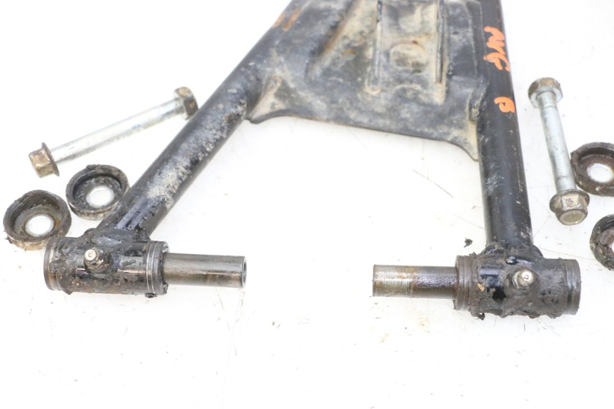 photo de TRIANGLE AVANT YAMAHA YFM R RAPTOR 250 (2008 - 2014) - Angle alternatif