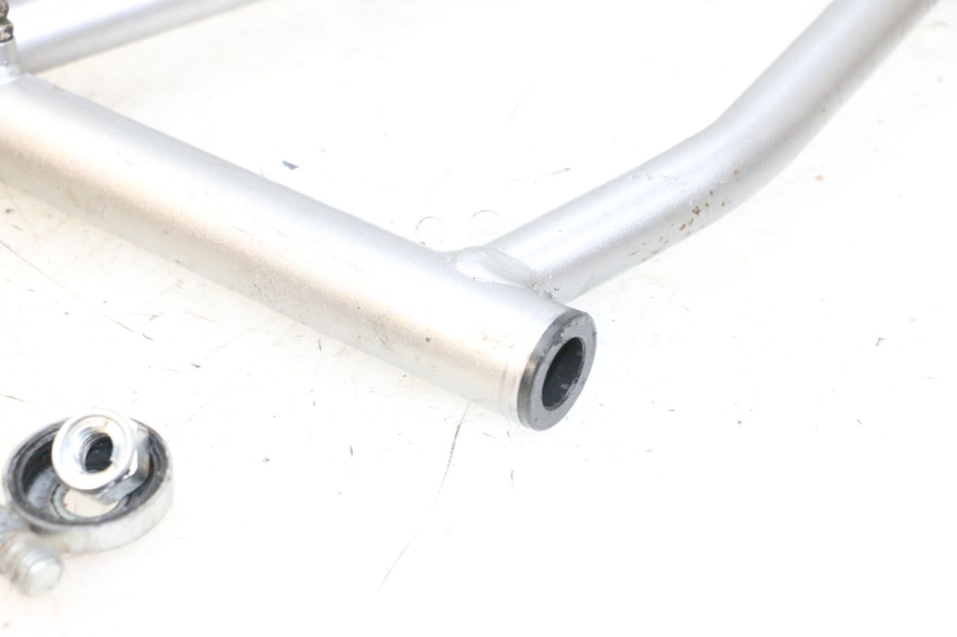 photo de TRIANGLE AVANT YAMAHA YFM R RAPTOR 250 (2008 - 2014) - Détails caractéristiques