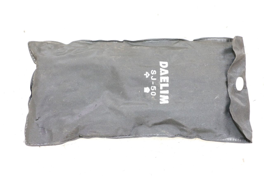 photo de TROUSSE A OUTILS DAELIM A-FOUR 2T 50 (2005 - 2012) - Zoom état d’usage