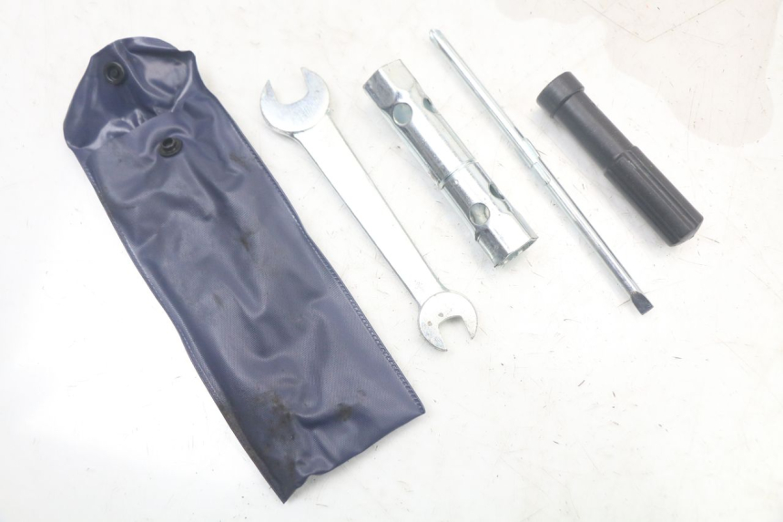 photo de TROUSSE A OUTILS KYMCO AGILITY 4T 50 (2018 - 2022) - Vue principale