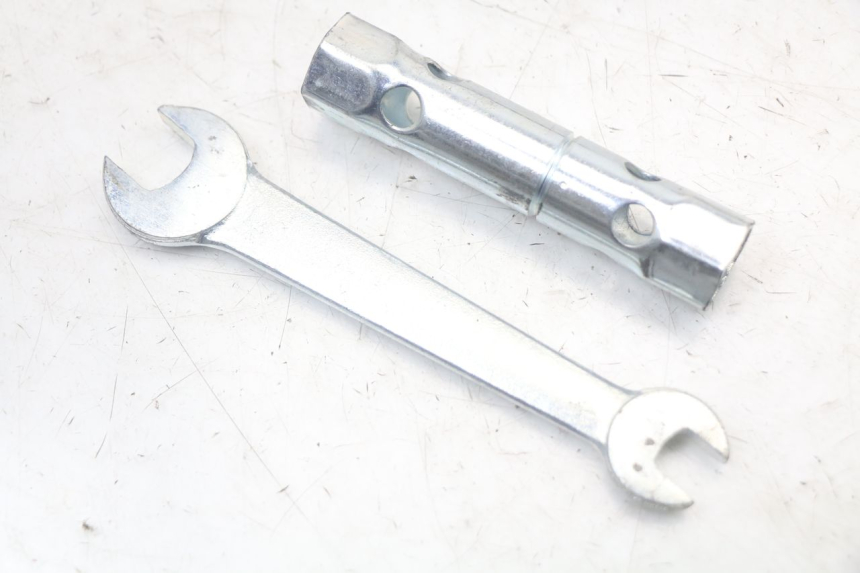 photo de TROUSSE A OUTILS KYMCO AGILITY 4T 50 (2018 - 2022) - Zoom état d’usage