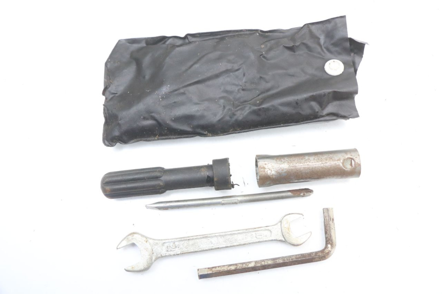 photo de TROUSSE A OUTILS JONWAY AZTRAL 125 (2008 - 2017) - Vue principale