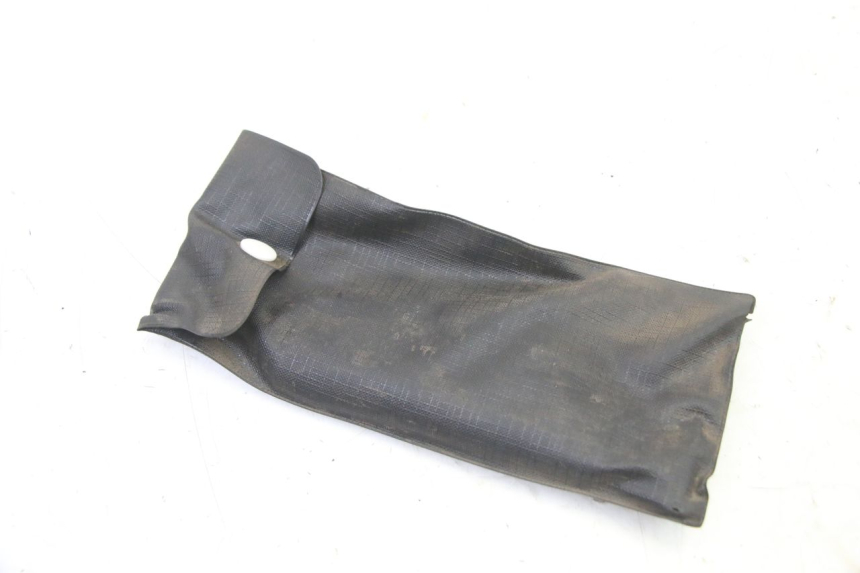 photo de TROUSSE A OUTILS SUZUKI BURGMAN 125 (2007 - 2014) - Zoom état d’usage